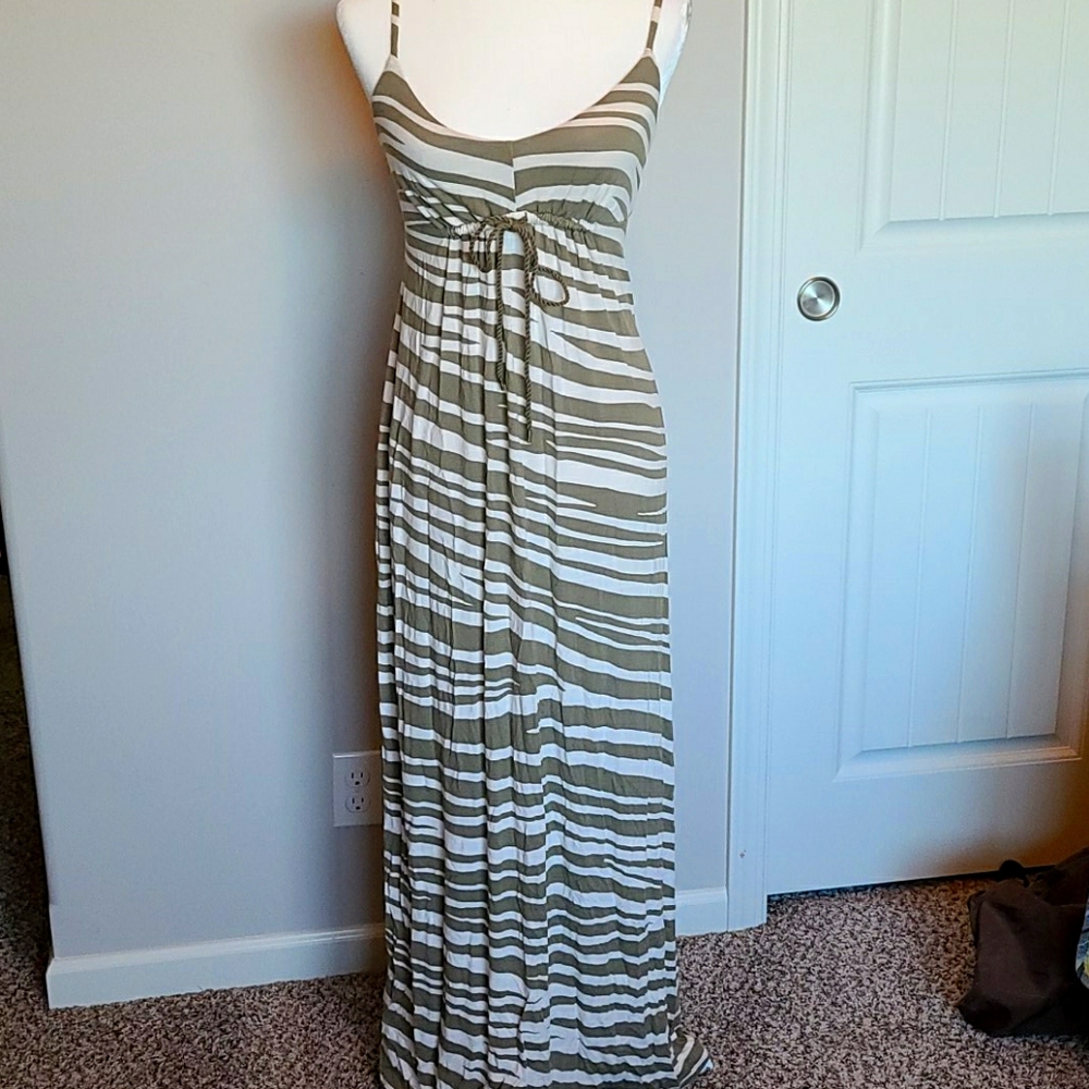 Maxi dress.